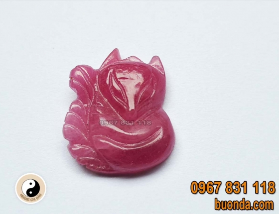 Mặt đá hồ ly 9 đuôi